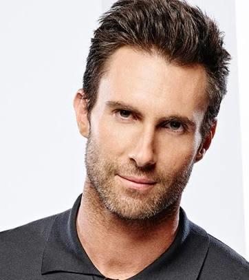 Sizce Adam Levine yakışıklı mı karizmatik mi?