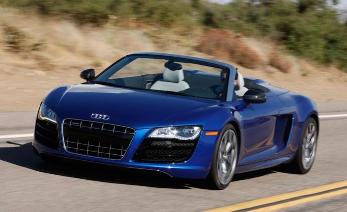 Nıssan mi audi mi spor araba ve perfonmans olarak?