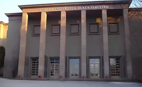 Arkadaşlar Mimarlık vs Avukatlık?