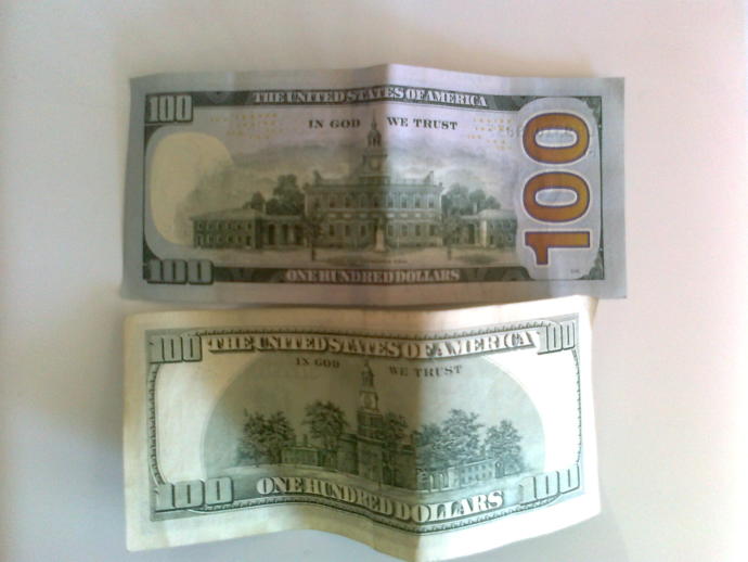 Sizce bu Dolarlar neden farklı?