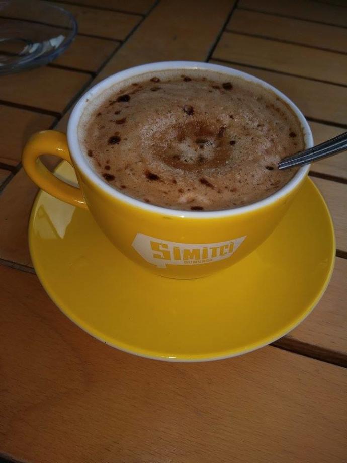 Bir fincan kahvenin kırk yıl hatırı varmış, kiminle kırk yılı devirmek istersiniz 😇?
