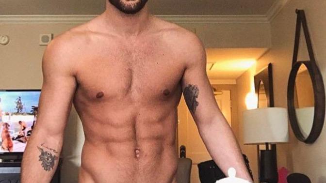 Nick Bateman dövmeleri güzel mi?
