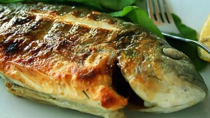 Kızlar , eşiniz sizden tuttuğu balıkları temizleyip pişirmenizi istese yapar mıydınız ?