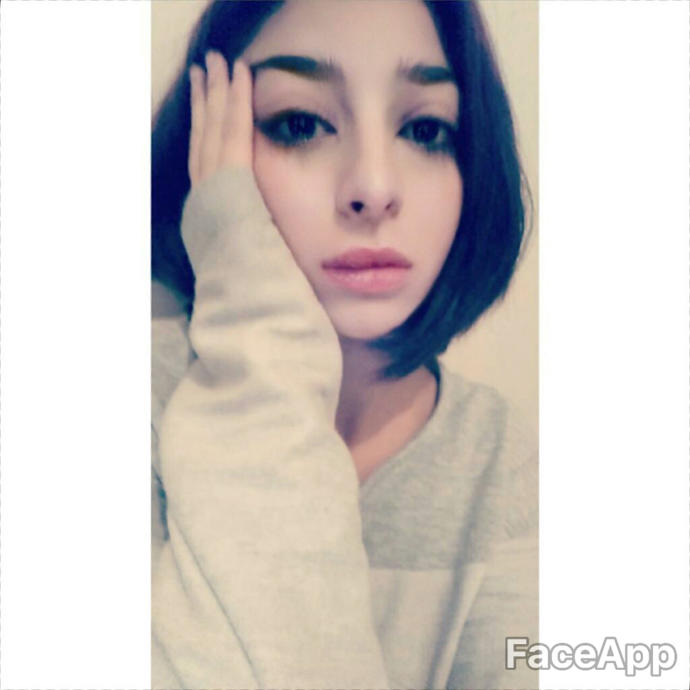 Bebekler ciddi bir sorum var😞 Dudağımda uçuk çıktı. Böyle Kocaman bişi 😞😞 Nasıl geçer ki bu ? 😞🎈 ?