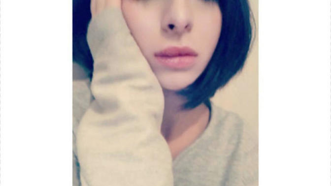 Bebekler ciddi bir sorum var😞 Dudağımda uçuk çıktı. Böyle Kocaman bişi 😞😞 Nasıl geçer ki bu? 😞🎈 ?