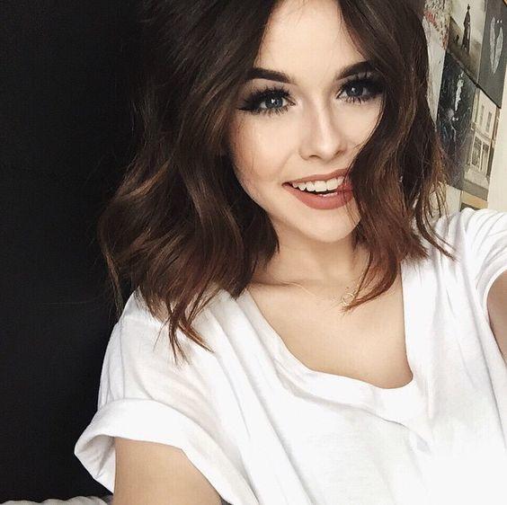 Acacia Brinley mi Lily Maymac mı?