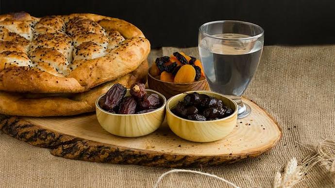 İftar davetine, misafirliğe giderken ne alınır?