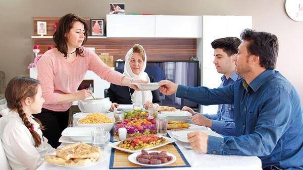 İftar davetine, misafirliğe giderken ne alınır?