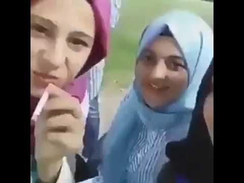 Sence Sigara Kızlara Yakışıyor mu?