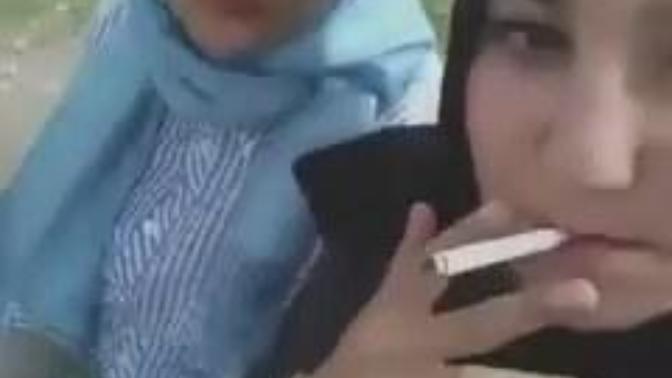 Sence Sigara Kızlara Yakışıyor mu?