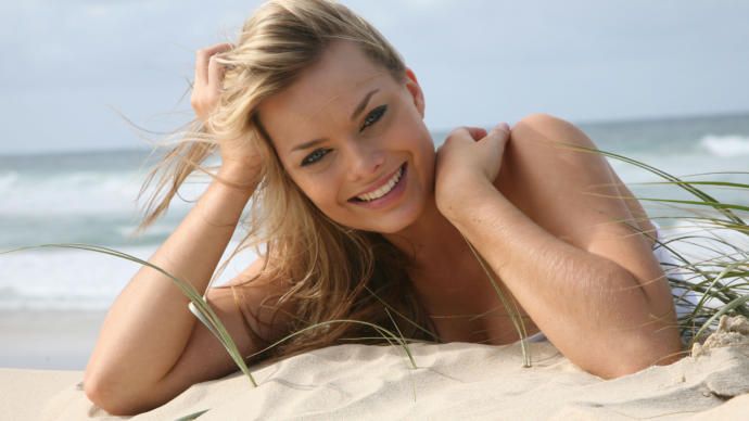 Dünyanın sayılı güzellerinden Margot Robbie. İlk gördüğümde ağzım açık kalmıştı 😯😍😘😉💓💖 Ne düşünüyorsunuz?