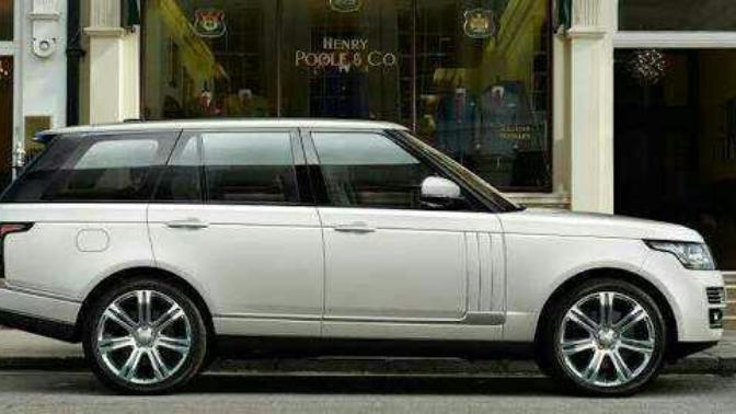 Sizce Range rover AUTOBIOGRAPHY mi Mercedes gls 63 amg mi daha iyi?