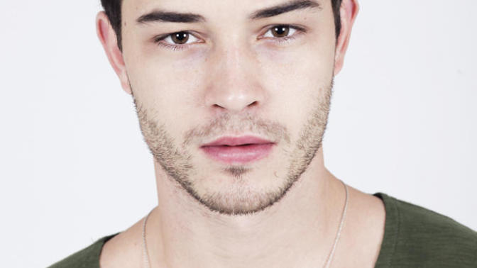 Francisco lachowski yakısıklımı nasıl buluyorsunuz?