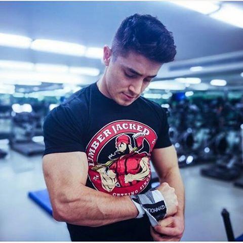 Dev Anket sizce en iyi Türk bodybuilding youtuberı hangisi ?