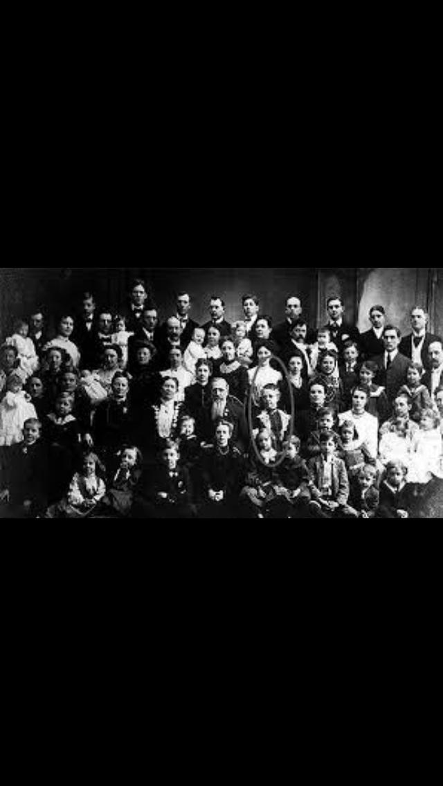 Rus kadın Valentina, tam 69 çocuk doğurmuş 67'si hayatta kalmış. Kalabalık aile sevenler ne diyorsunuz 69 kardeş istermiydiniz?