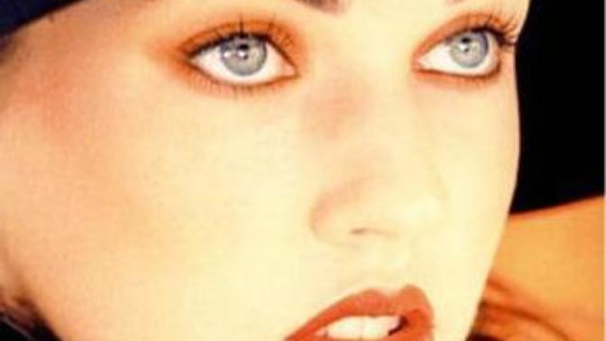 Megan Fox gelmiş geçmiş en guzel kadınlardan biri değil mi sizce?