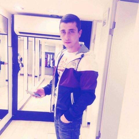 yakışıklımıyım yoksa çirkin mi??