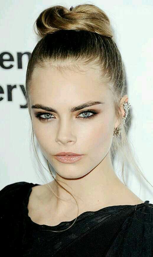 Sizce Cara Delevingne güzel mi??