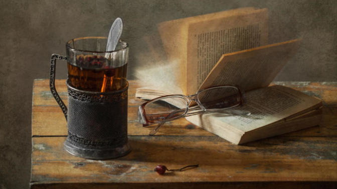 Kitap okurken çay mı içersiniz kahve mi?