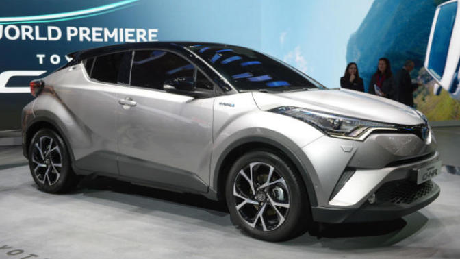 Sizce Toyota C-HR Hybrid nasıl? Öğrenciye uygun mu?