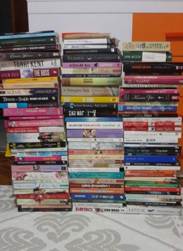 Bu kadar kitap kaç para eder 100 tane falan??