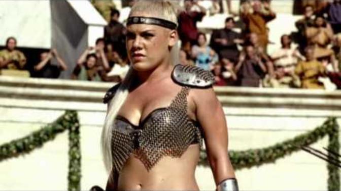 Efsane Pepsi reklamı rock you Rock You feat. Britney Spears, Beyonce, Pink Enrique nasıl :?