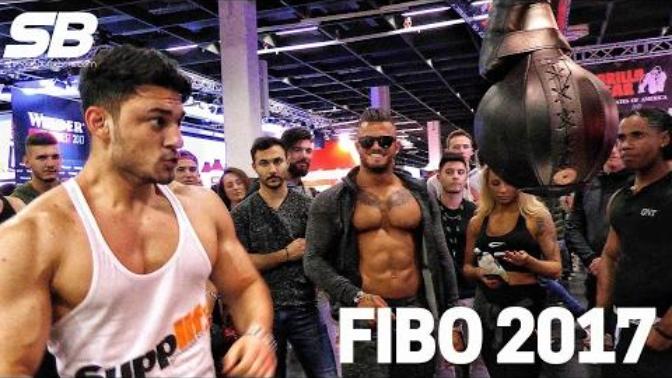Ünlü fitness model Lazar Angelovun Türklere kötü bakış atarak Türkiye'ye selam göndermemesi?