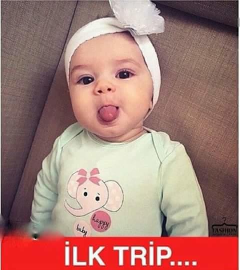 Bu emoji kızlara özel mi çıkarılmış 😒😒😒?
