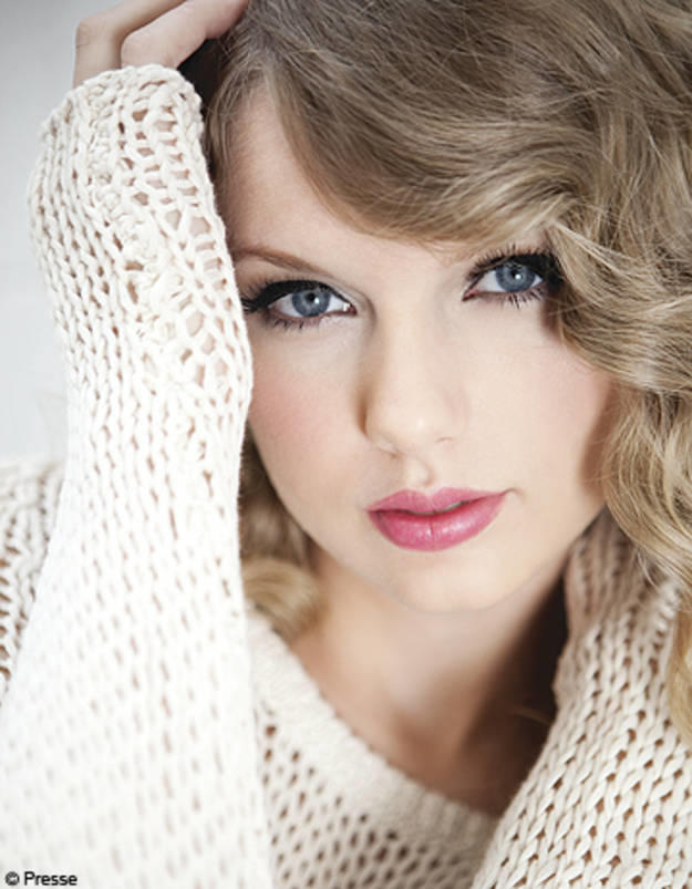 Katy Perry mi daha çekici Taylor Swift mi?