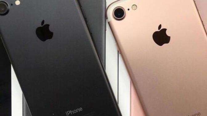 Hangi renk iphone 7 bir bayana yakışır? Kızlar siz hangi renk alırdınız?