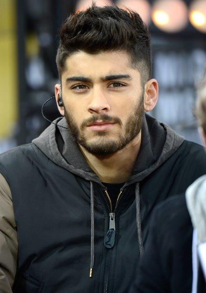Zayn sakallı mı daha iyi sakalsız mı ?