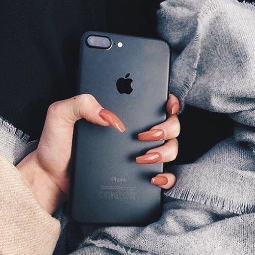 Hangi iphone rengi daha guzel ve zarif +1?