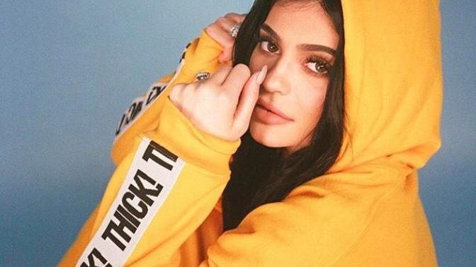 Bol ve uzun sweatshirtleri nasıl buluyorsunuz?