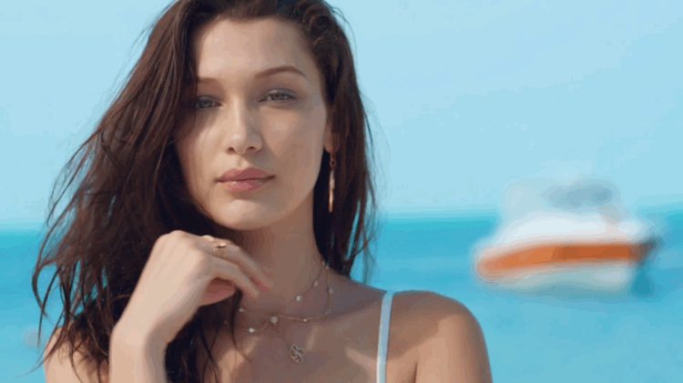 İkiside manken, ikiside kardeş... Sizce Hadid kardeşlerden hangisi daha başarılı?