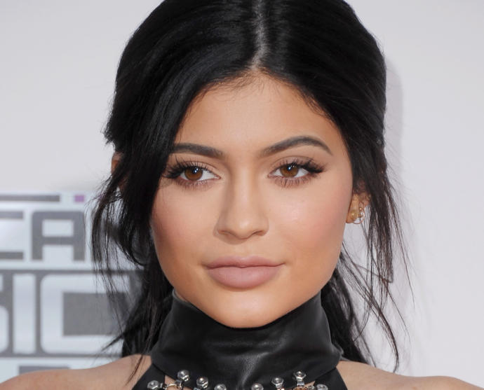 Kardashian & Jenner kardeşlerden, en sevdiğiniz hangisi?