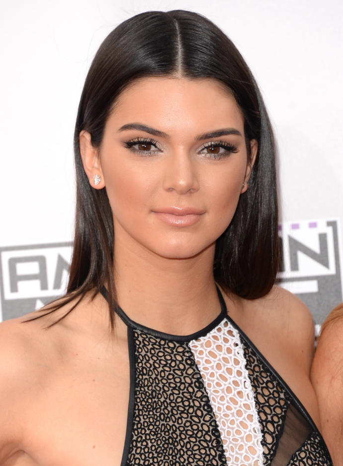 Kardashian & Jenner kardeşlerden, en sevdiğiniz hangisi?