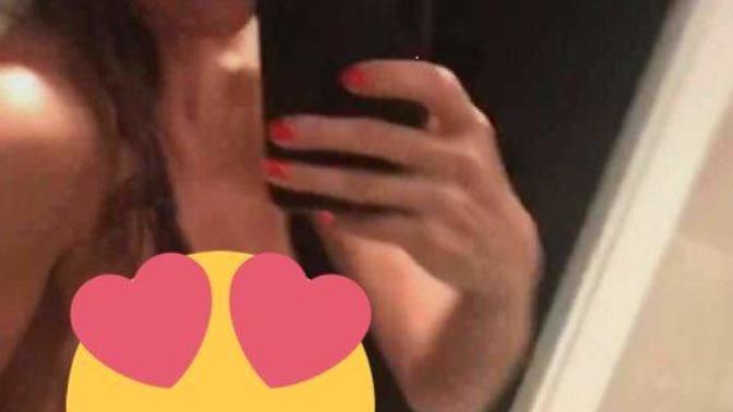 Ebru Şallı snapchatta yanlışlıkla çıplak fotoğrafıni paylaşmış. Yanlışlıkla böyle bir şey başınıza gelse ne yaparsınız :) ?