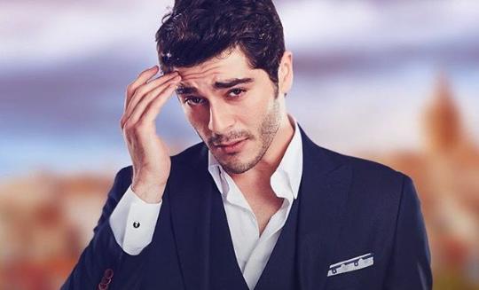 Burak Deniz yakışıklı mı (fotolu)?