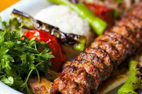 Adana kebabı mı Bursa iskender kebabı mi??