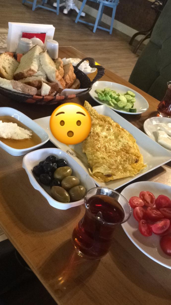 Kahvaltıya buyurmaz mısın🤔😙?