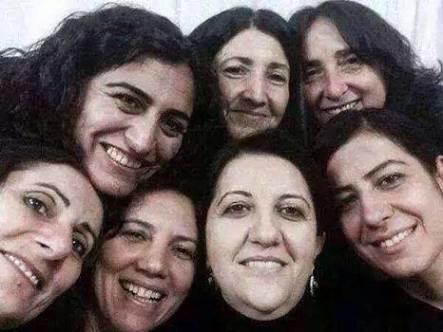 Bebeğiniz kime benzer çirkin mi olur diye hiç düşündünüz mü?