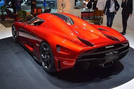 Bugatti chiron sizce hangisi kararsı kaldım ?