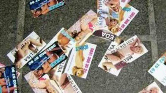 Nasil bir ülke olmaktayiz kaldirimlar travesti hayat kadini kartlari aileler cocuklarina nasil anlatacak bunlari sorarlarsa?