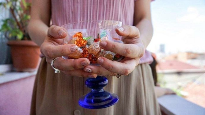 Sevgilimin annesine ve ablasına bayram mesajı atacağım, ne yazabilirim?