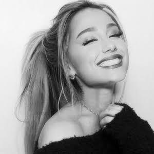 Ariana Grande mi? Selena Gomez mi?