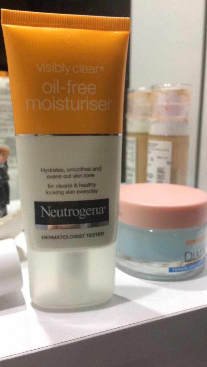 Diadermine mi Neutrogena mı?