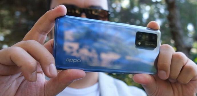 Anneme hangi telefonu almalıyım?