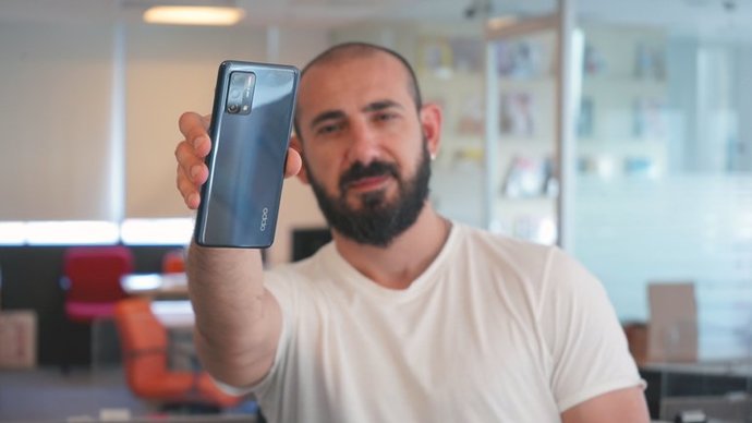 Anneme hangi telefonu almalıyım?