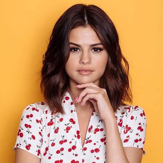 Gigi hadid mi? Selena gomez mi?
