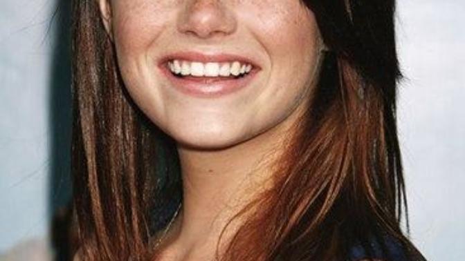 Emma Stone çok çiğ değil mi?
